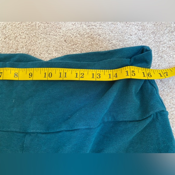 Yala cropped green leggings XL - Picture 4 of 6